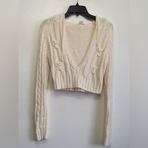 Arizona Jean Company Cream V-Neck Cropped Sweater